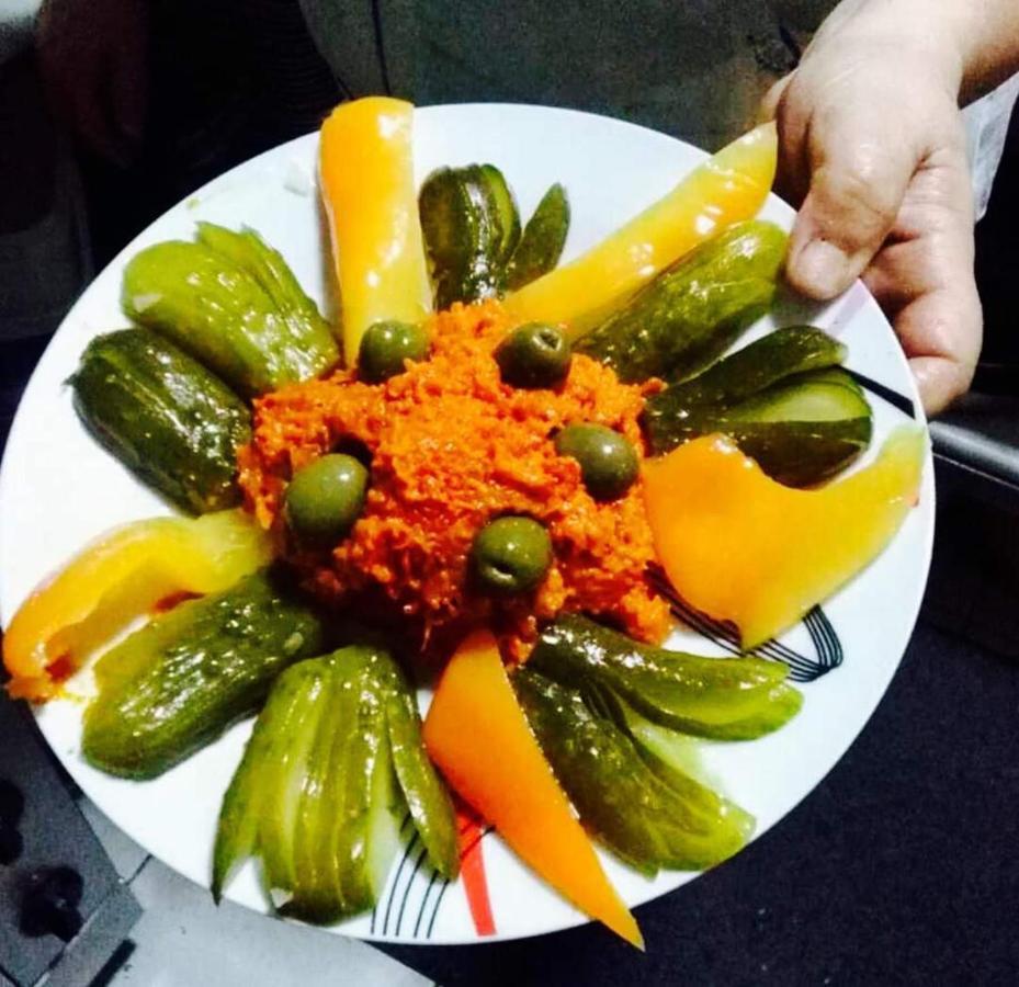 Bed And Breakfast Vila Lala Яхорина Екстериор снимка