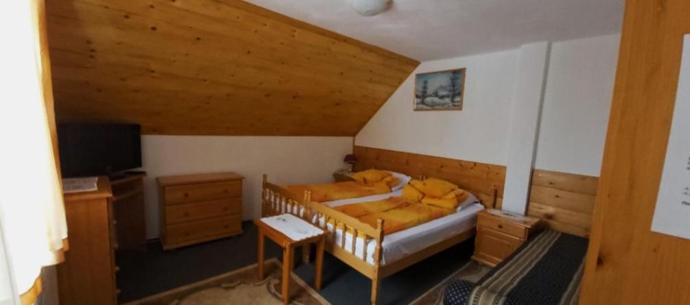 Bed And Breakfast Vila Lala Яхорина Екстериор снимка